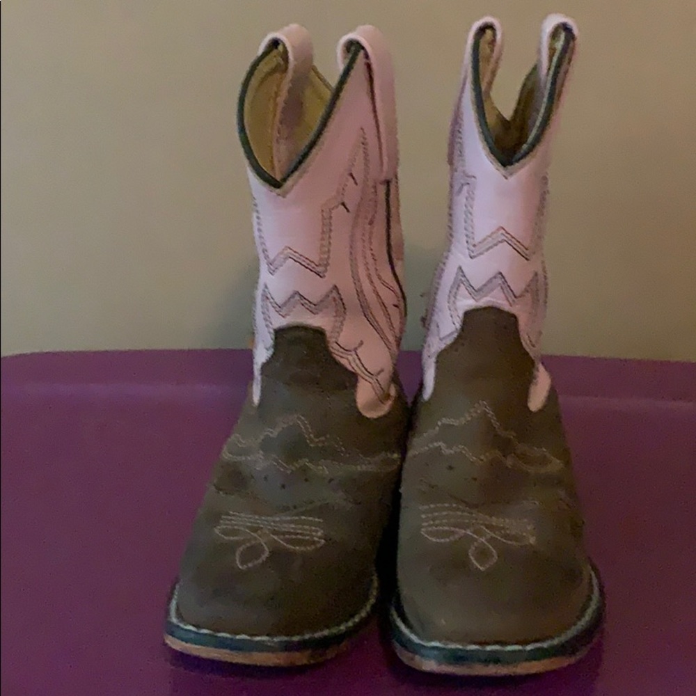 Fancy cowboy boots